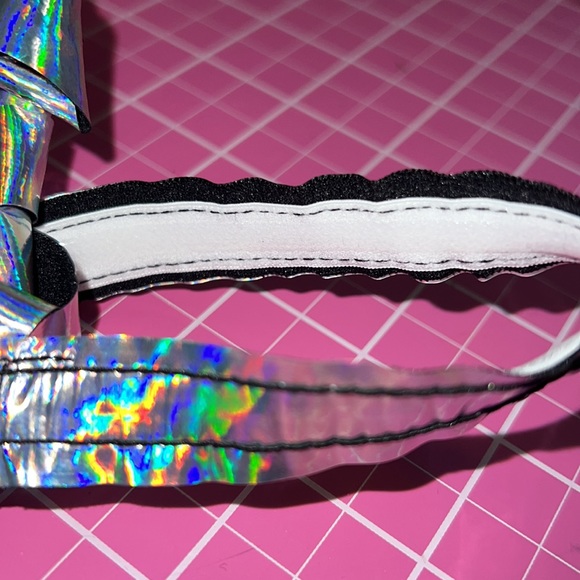 New, Silver Holographic Leg Wraps - Picture 10 of 10